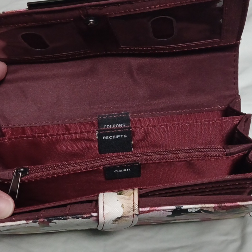 Wallet - Picture 3 of 4